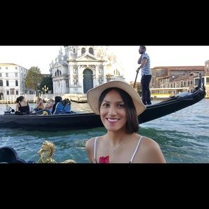 Meet your Posher, Rosa